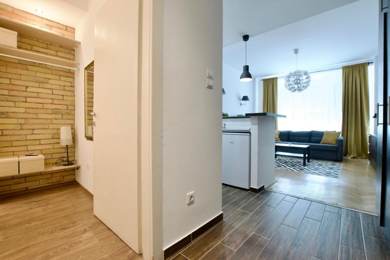 Standard Apartment By Hi5 - Center Of City Center — Photos 1